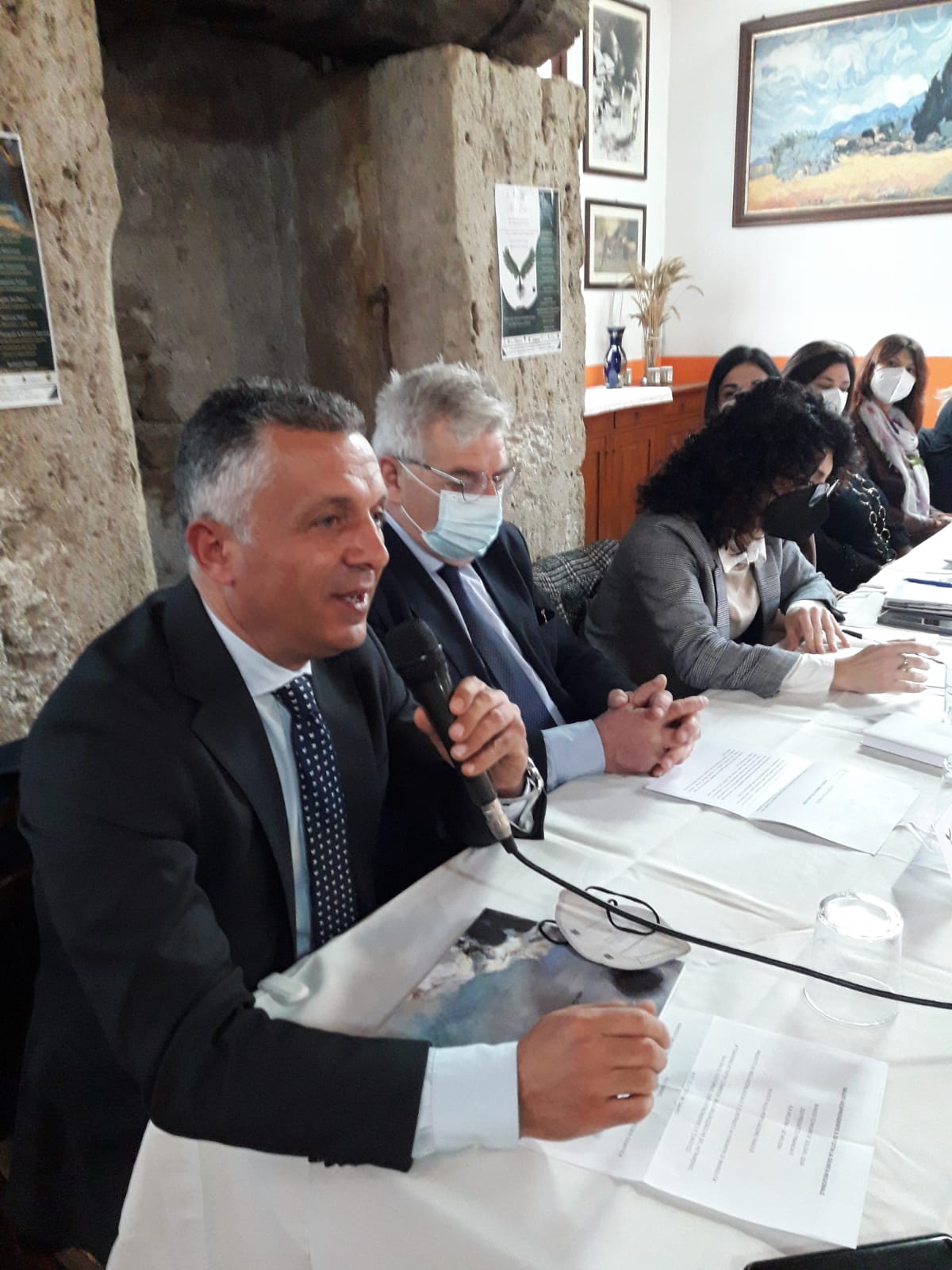 https://www.agenziaeventi.org/immagini_news/2859/genazzano-ndash-al-via-l-evento-ali-e-radici-2859.jpg