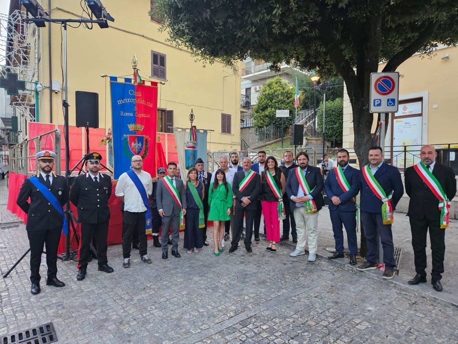 https://www.agenziaeventi.org/immagini_news/4337/olevano-romano-grande-successo-per-i-festeggiamenti-patronali-4337.jpg