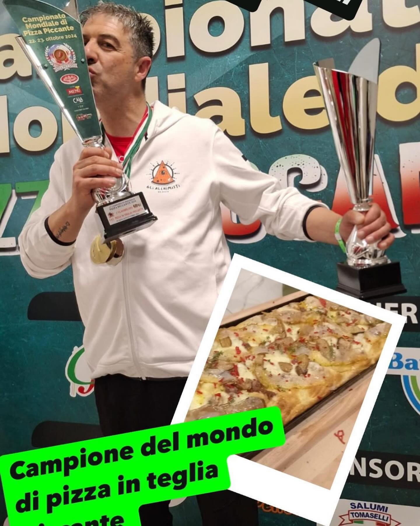 https://www.agenziaeventi.org/immagini_news/4514/domenico-sancamillo-si-riconferma-campione-al-mondiale-di-pizza-piccante-4514.jpg